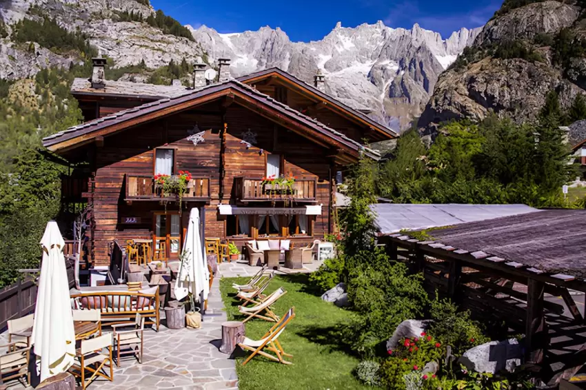 Hotel “Chalet Svizzero” ★★★★  