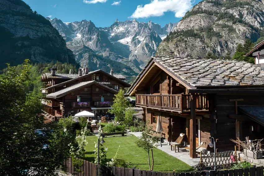 Hotel “Chalet Svizzero” ★★★★  